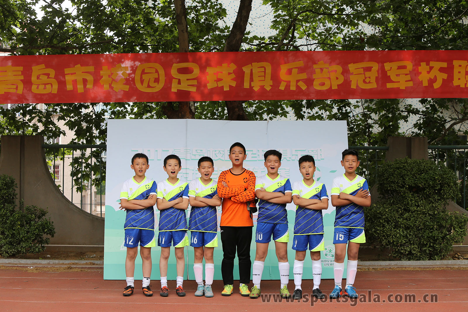 1496849065225940.jpeg BG484105.jpg